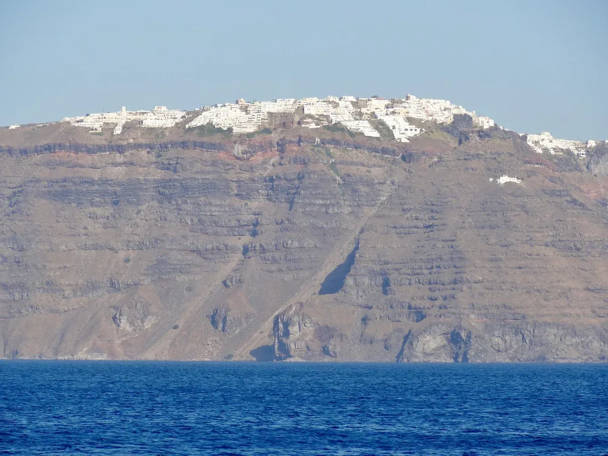 The caldera cliff below Imerovigli, where to stay in Santorini